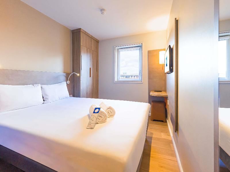 ibis budget London Whitechapel - Brick Lane image