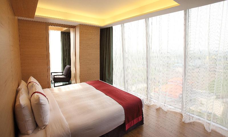 Holiday Inn Gwangju image