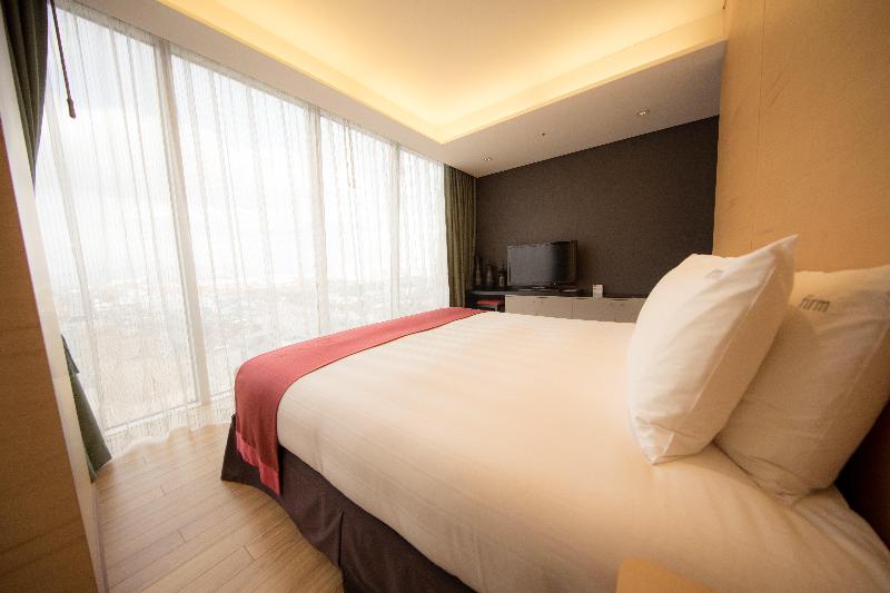 Holiday Inn Gwangju image
