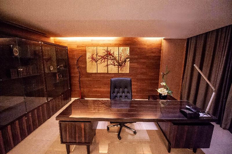 Holiday Inn Gwangju image