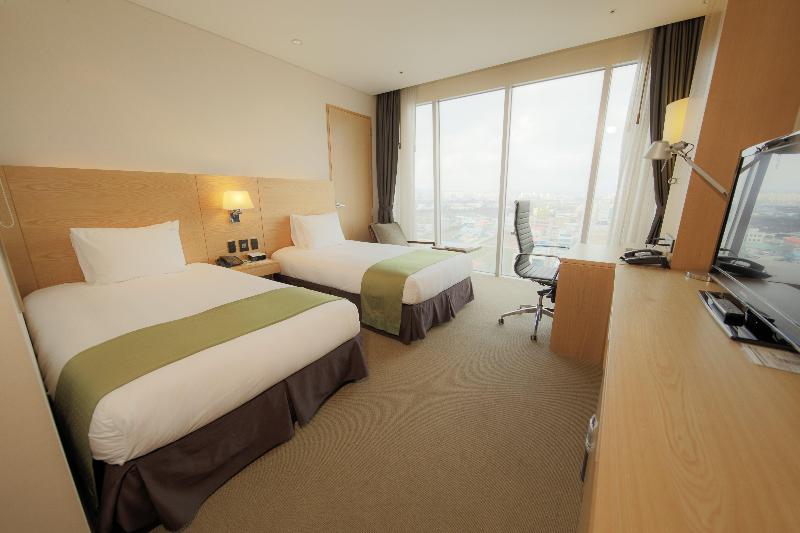 Holiday Inn Gwangju image