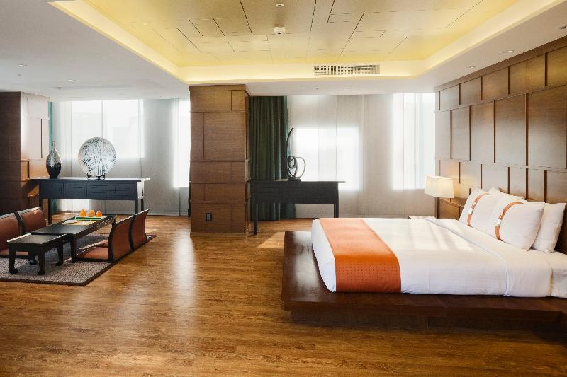 Holiday Inn Gwangju image
