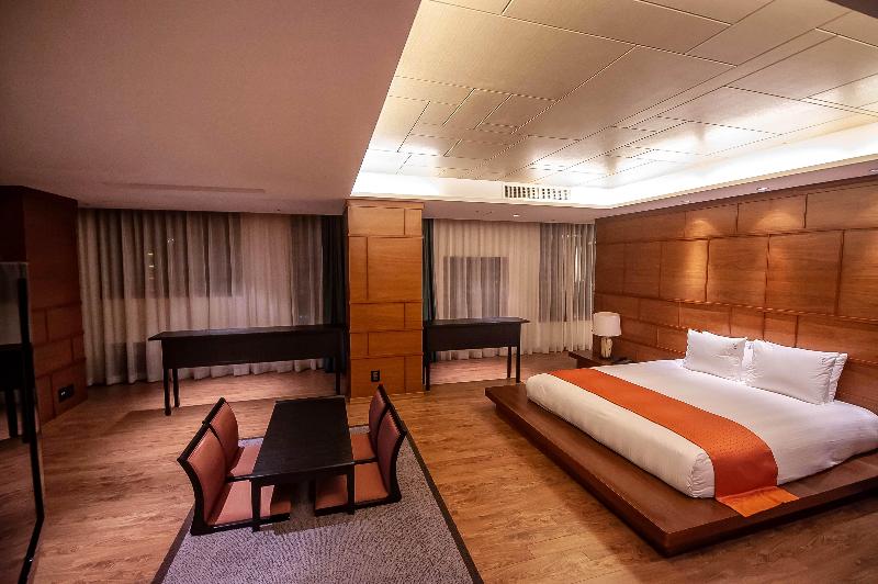 Holiday Inn Gwangju image
