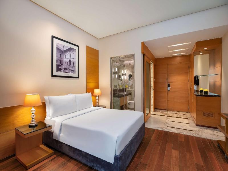 Radisson Blu Marina Hotel Connaught Place image
