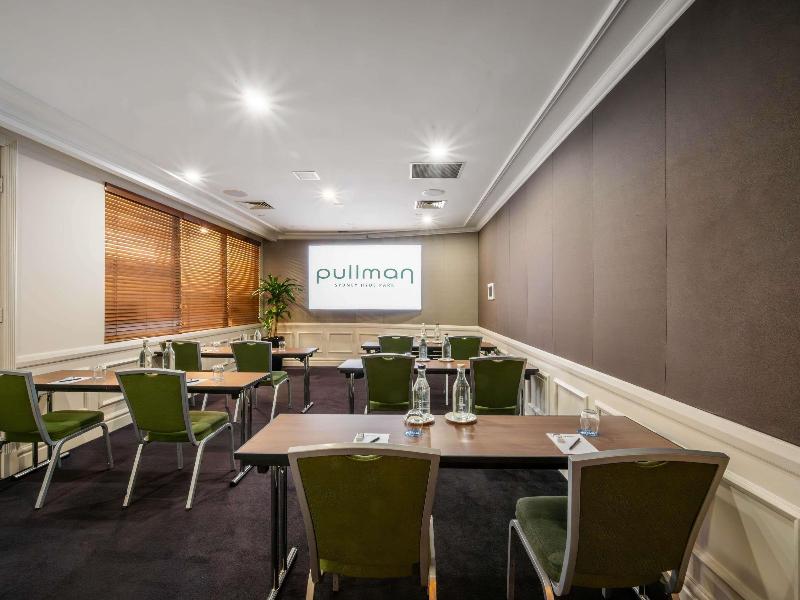 Pullman Sydney Hyde Park image