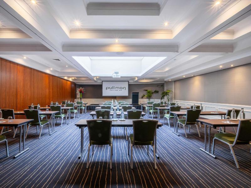 Pullman Sydney Hyde Park image