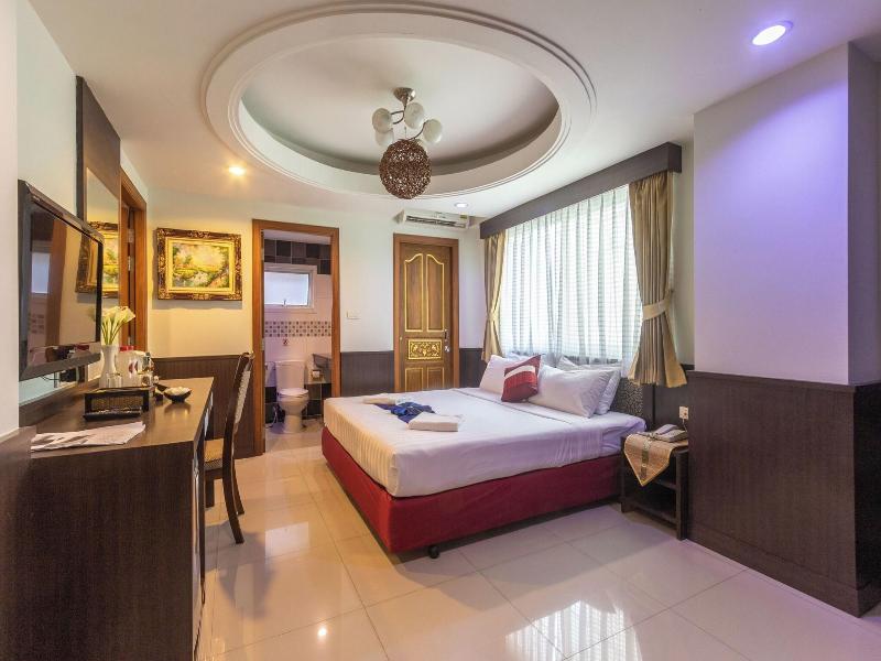 Gusto Hotel Pratunam image