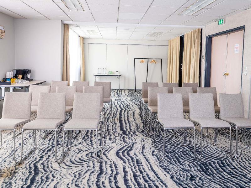 Ibis Styles Tours Centre image
