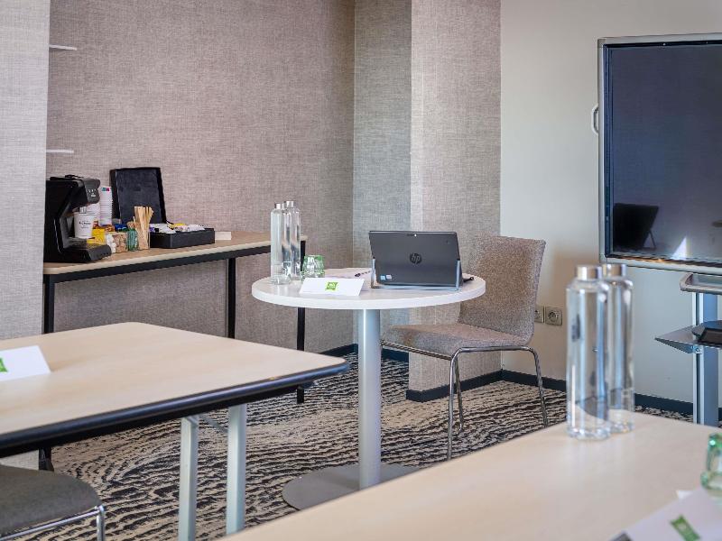 Ibis Styles Tours Centre image