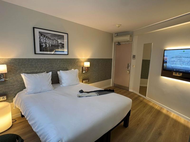 Ibis Styles Tours Centre image