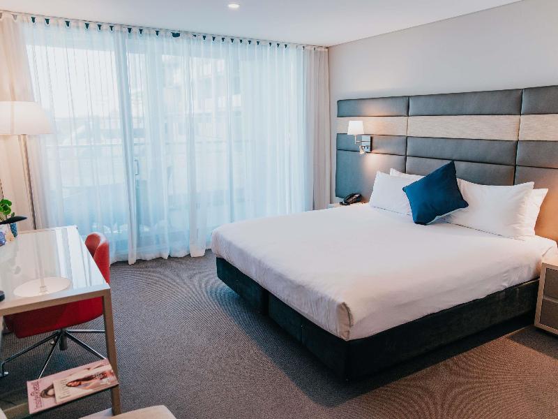 Novotel Newcastle Beach image