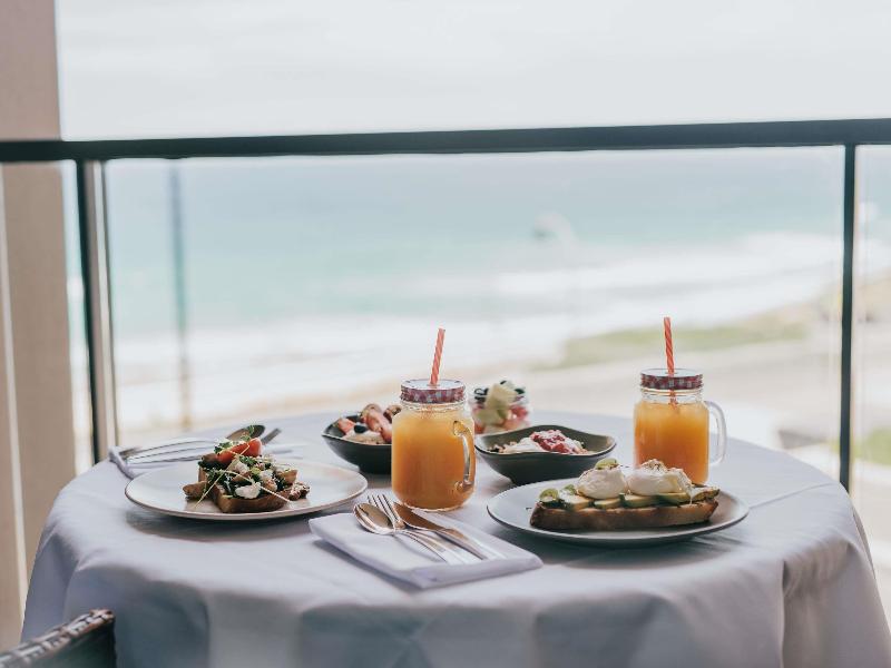 Novotel Newcastle Beach image