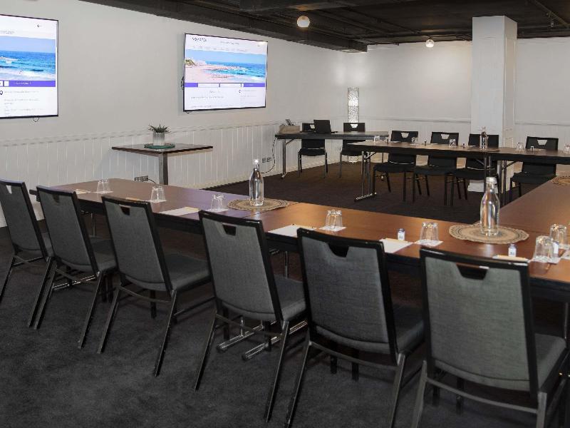 Novotel Newcastle Beach image