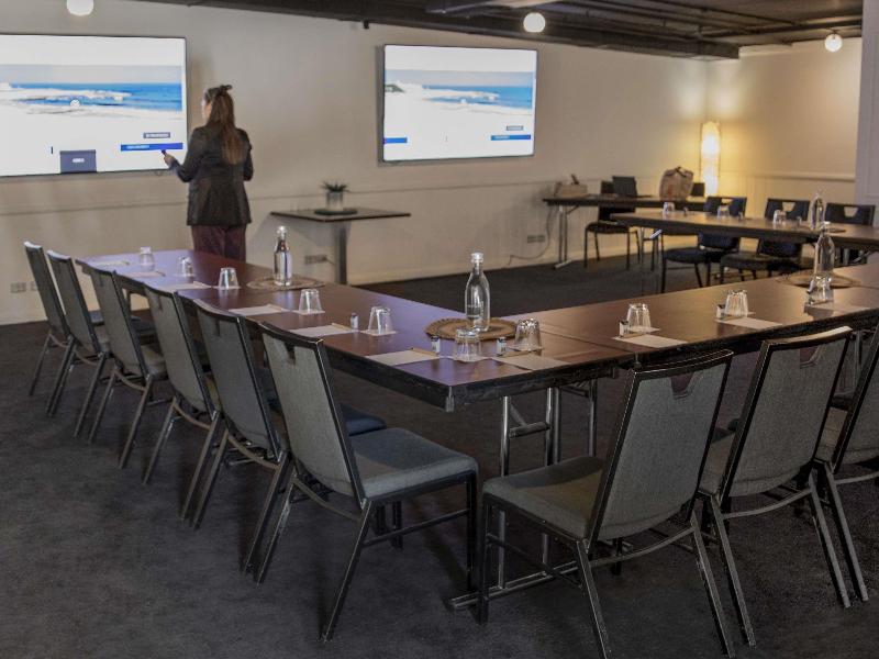Novotel Newcastle Beach image