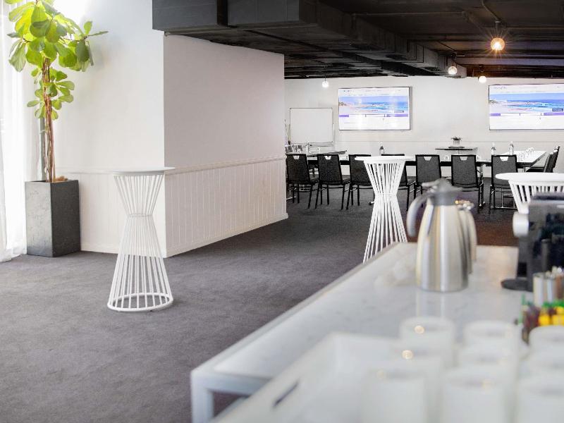 Novotel Newcastle Beach image