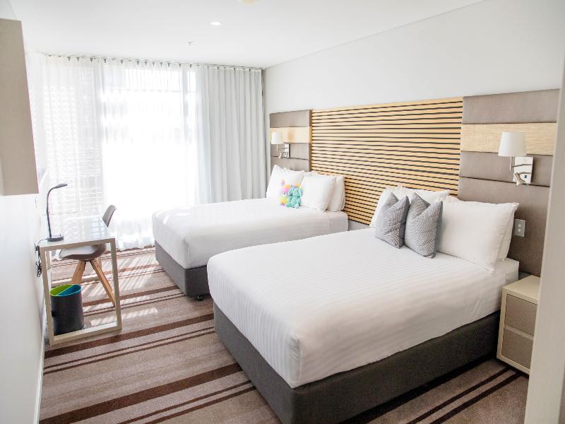 Novotel Newcastle Beach image