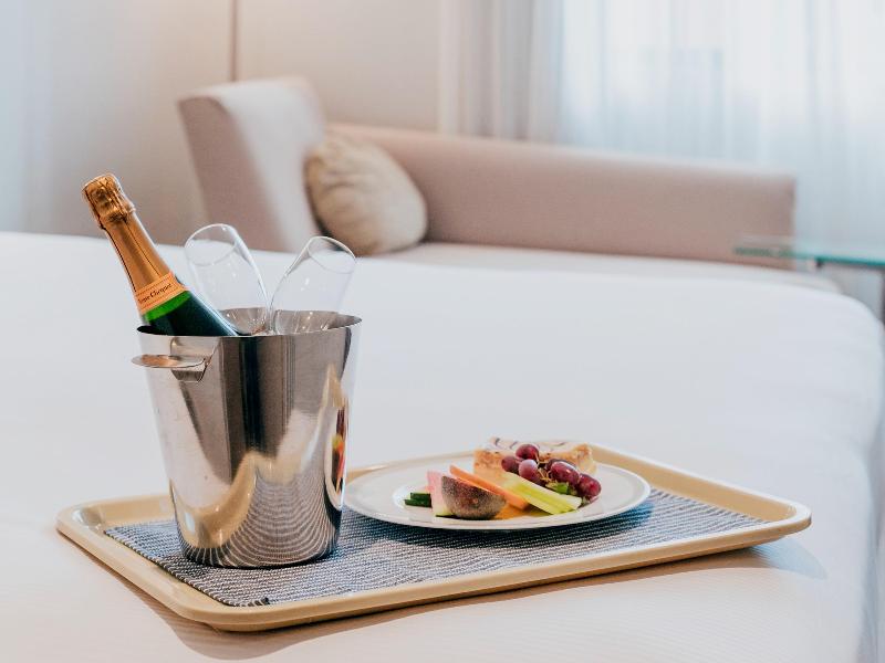 Novotel Newcastle Beach image