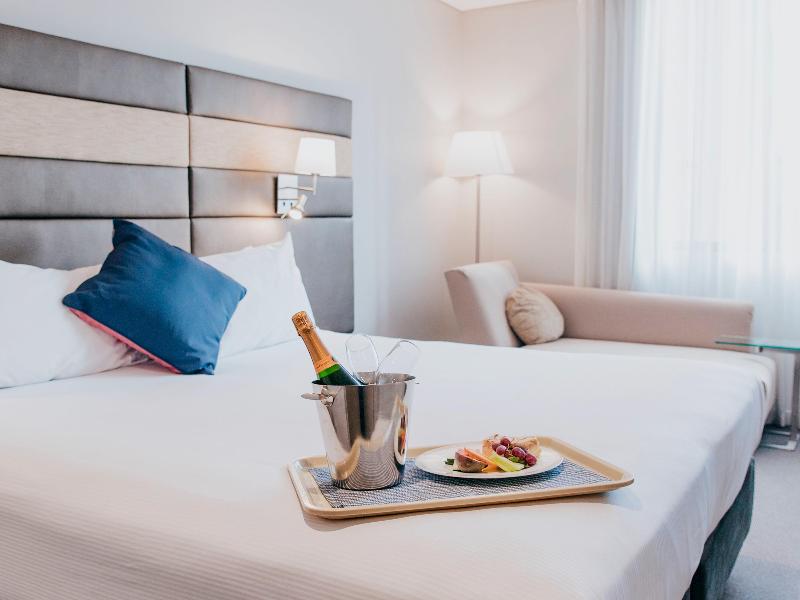 Novotel Newcastle Beach image