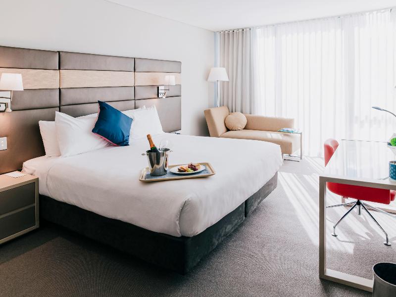 Novotel Newcastle Beach image