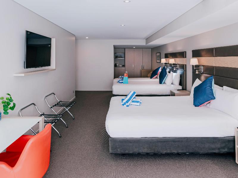 Novotel Newcastle Beach image