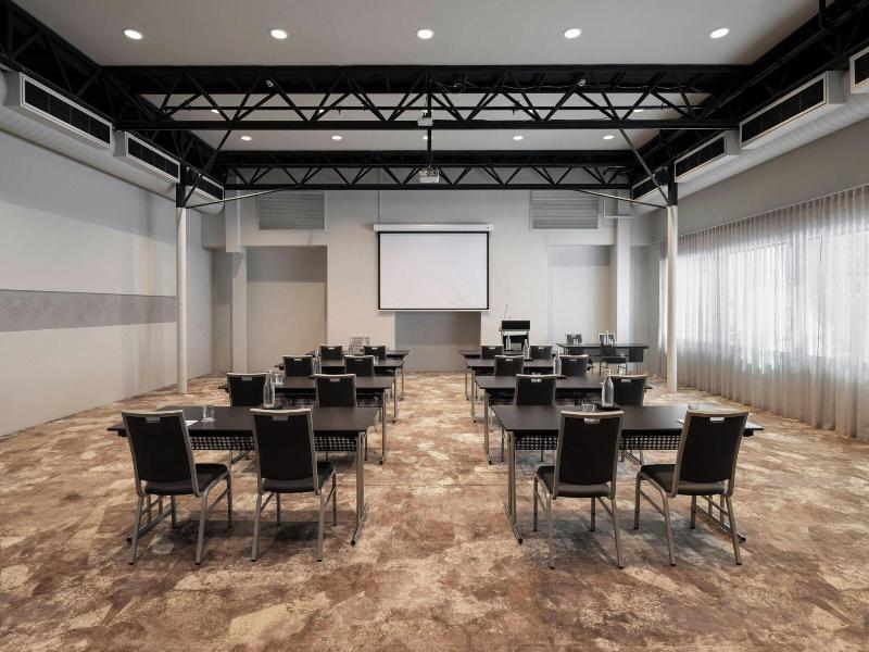 Four Points By Sheraton Perth image