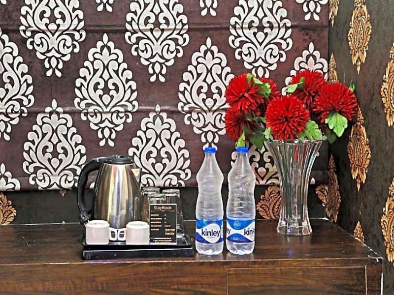 Staybook Hotel Aira image