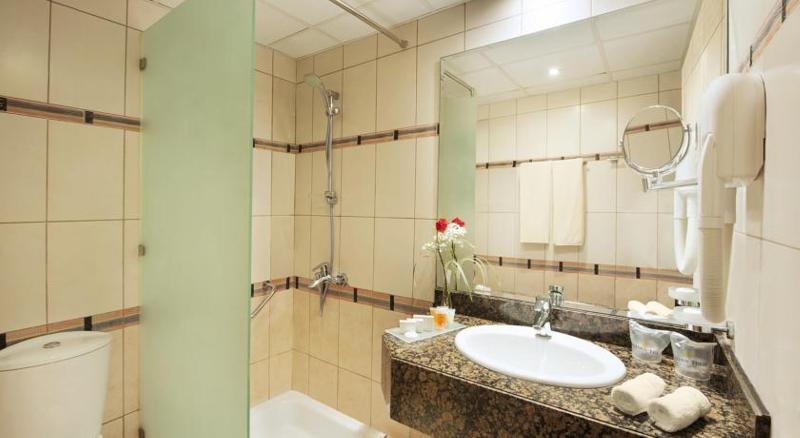 Golden Tulip Sharjah image
