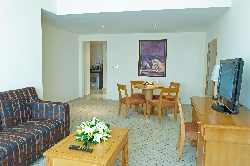 Golden Tulip Sharjah image