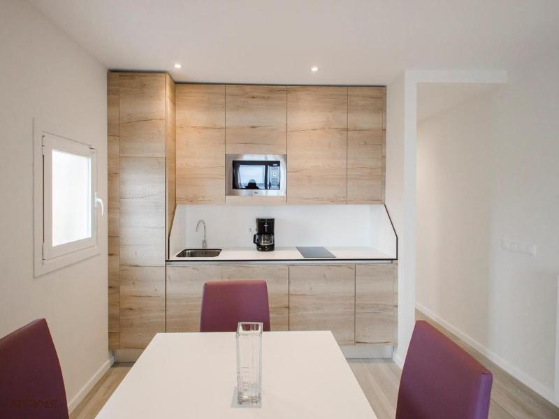 Apartamentos Ponent image