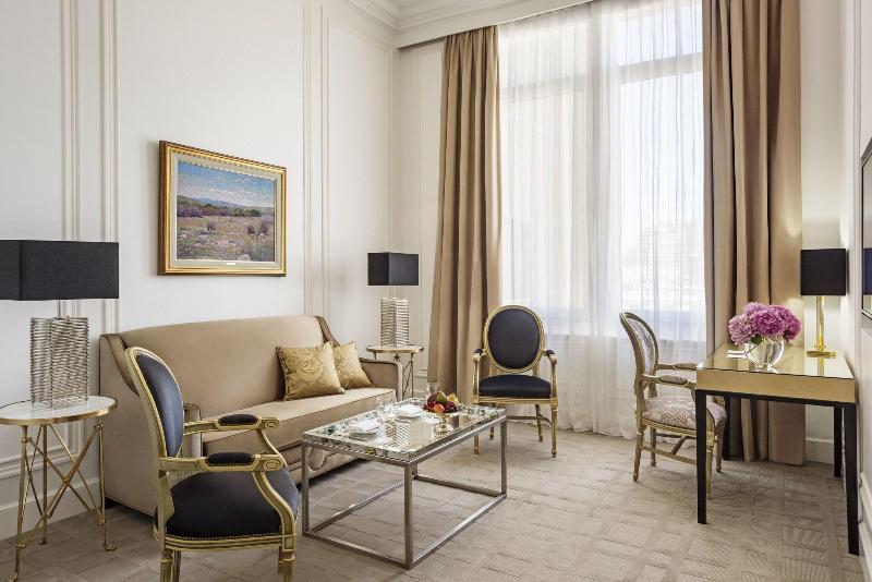 Stay in style at Alvear Palace