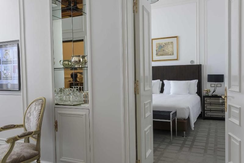 Stay in style at Alvear Palace