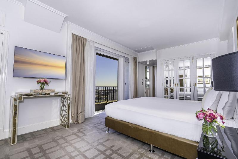 Stay in style at Alvear Palace