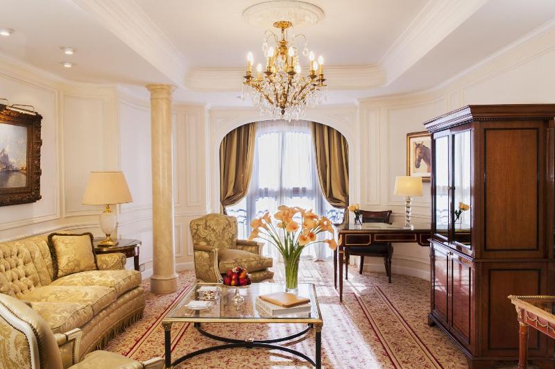 Stay in style at Alvear Palace