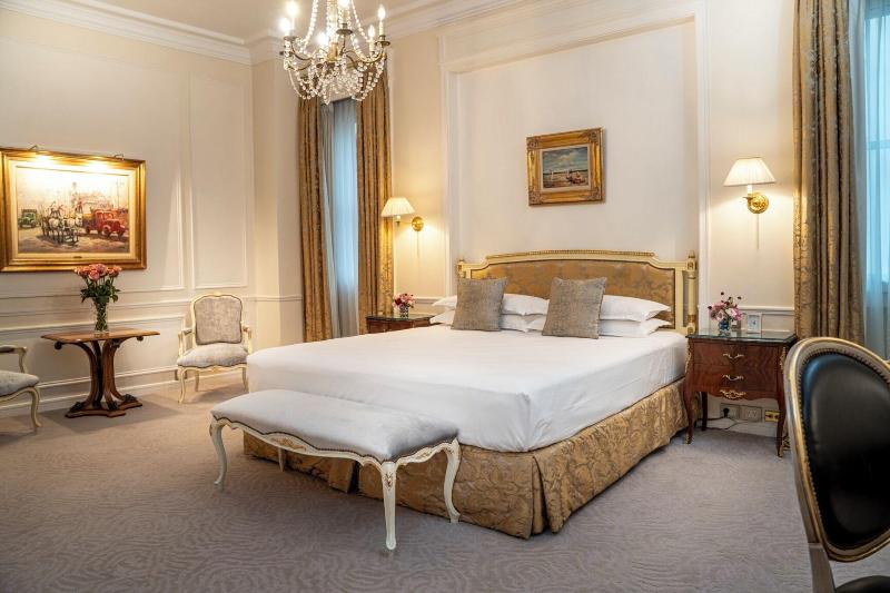 Stay in style at Alvear Palace