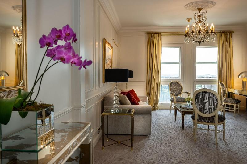 Stay in style at Alvear Palace