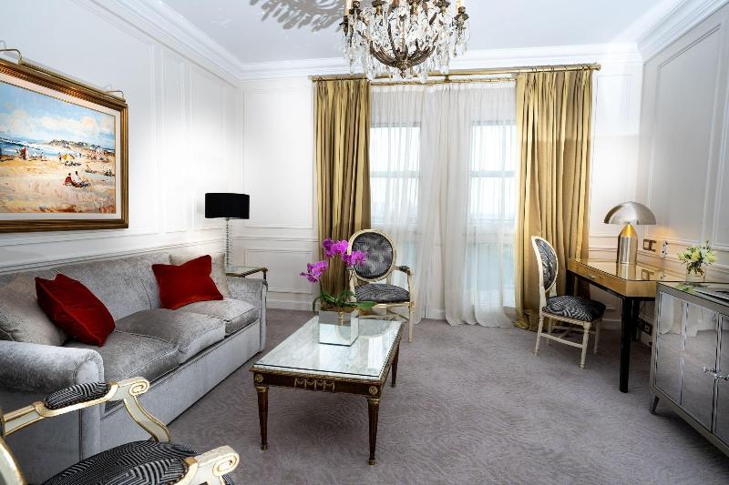 Stay in style at Alvear Palace