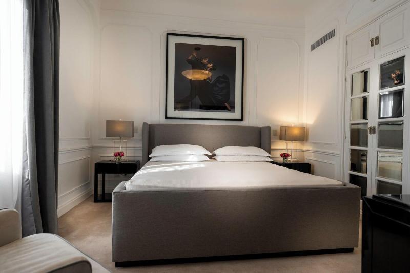 Stay in style at Alvear Palace