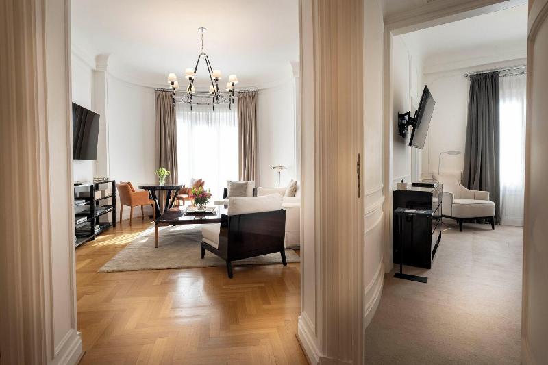 Stay in style at Alvear Palace