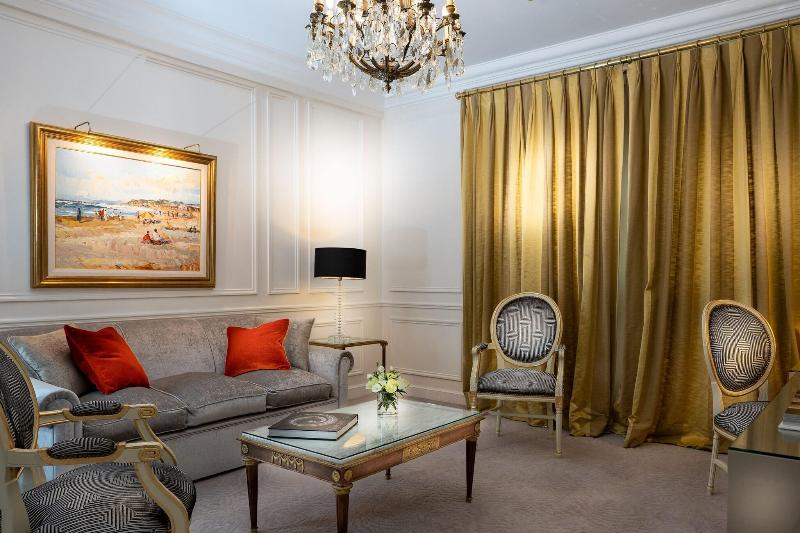 Stay in style at Alvear Palace