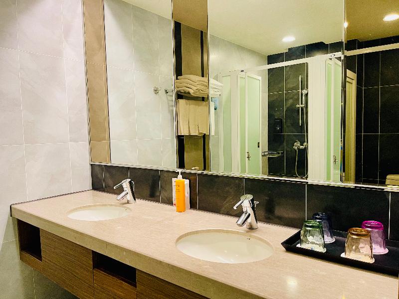 Fullon Hotel Lihpao Land image