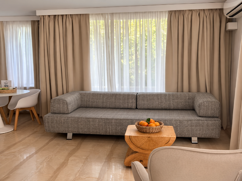 Loriet Hotel image
