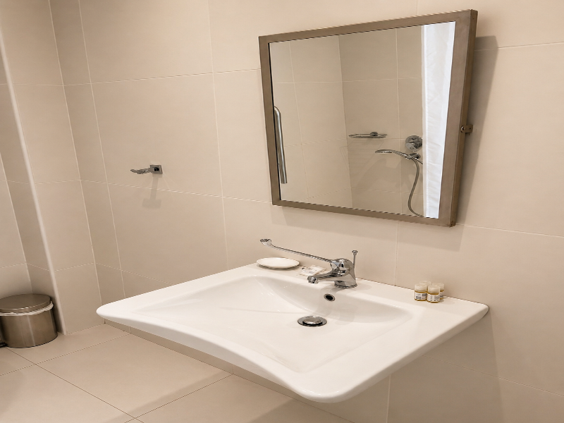 Loriet Hotel image