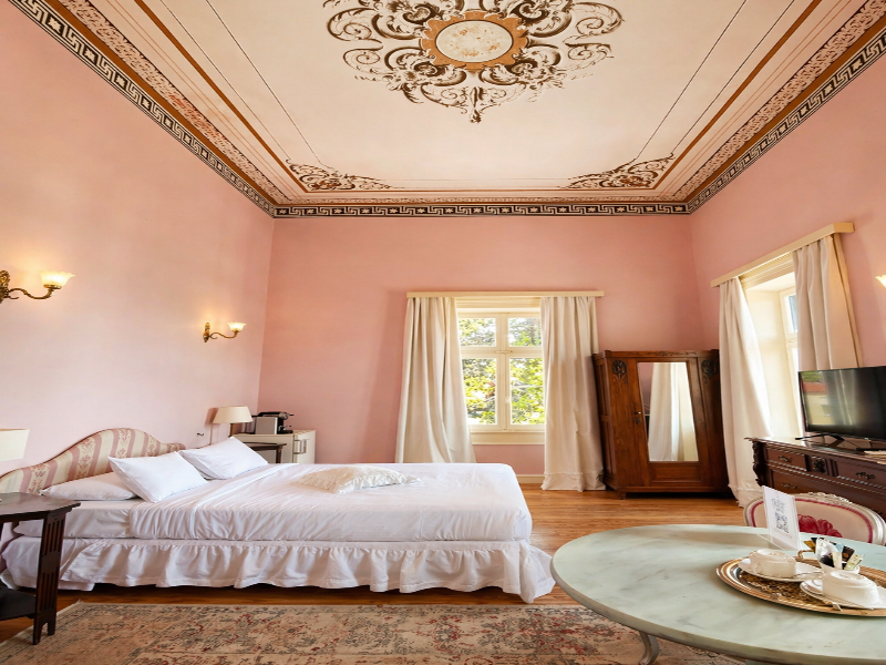 Loriet Hotel image