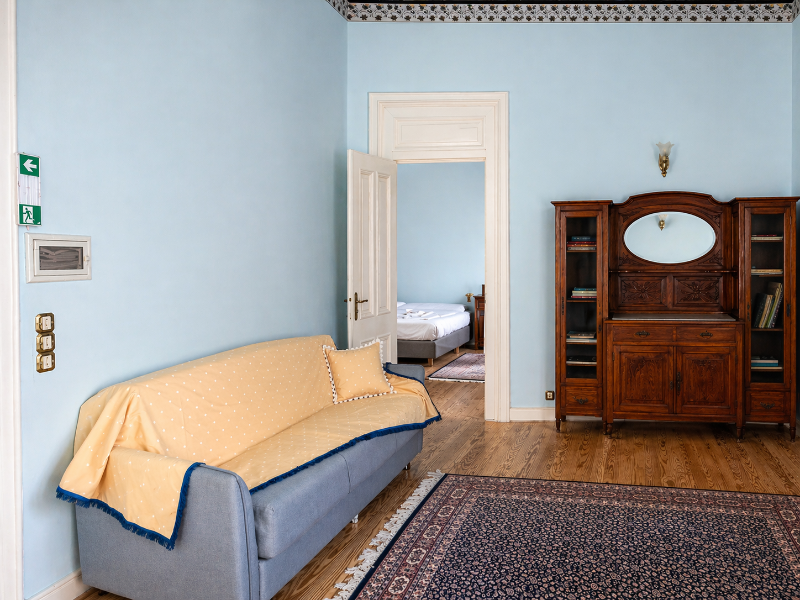 Loriet Hotel image