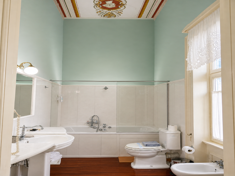 Loriet Hotel image