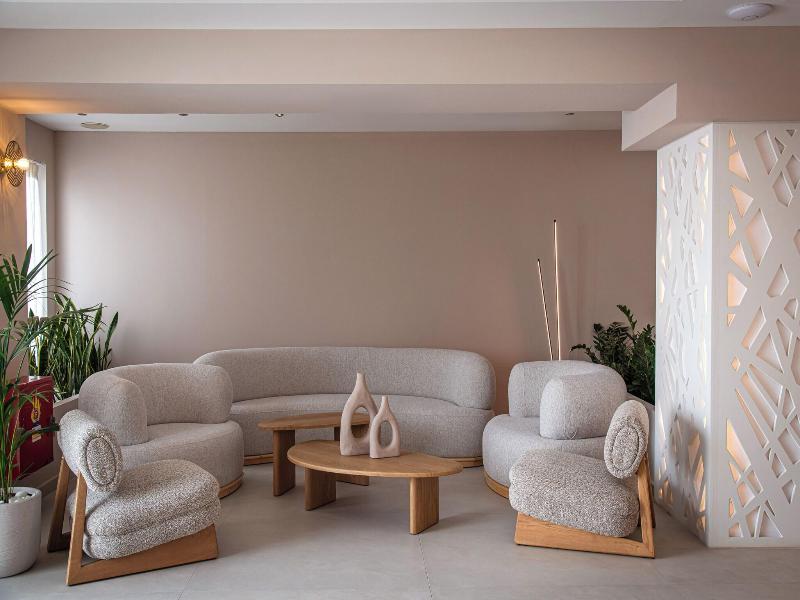 Mary Hotels Apartments image