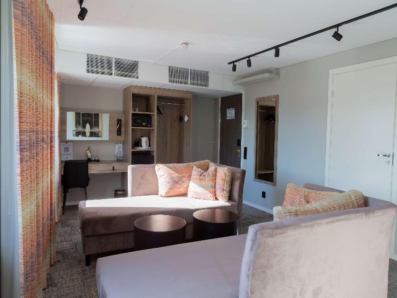 Best Western Plus John Bauer Hotel image