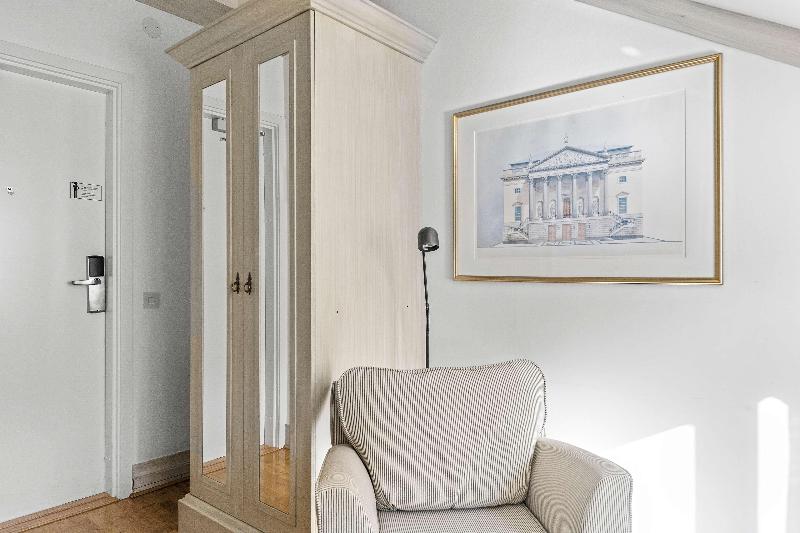 Best Western Plus Edward Hotel image