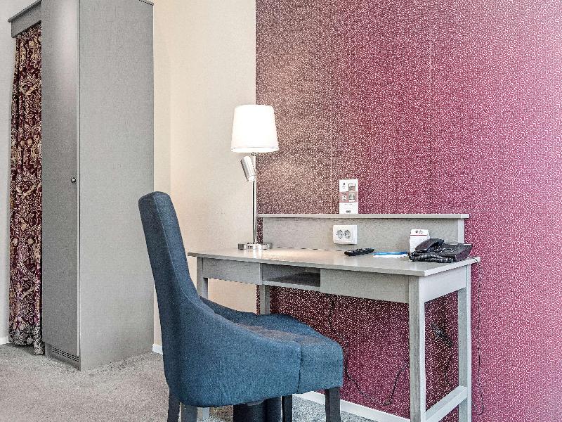 Best Western Plus Edward Hotel image