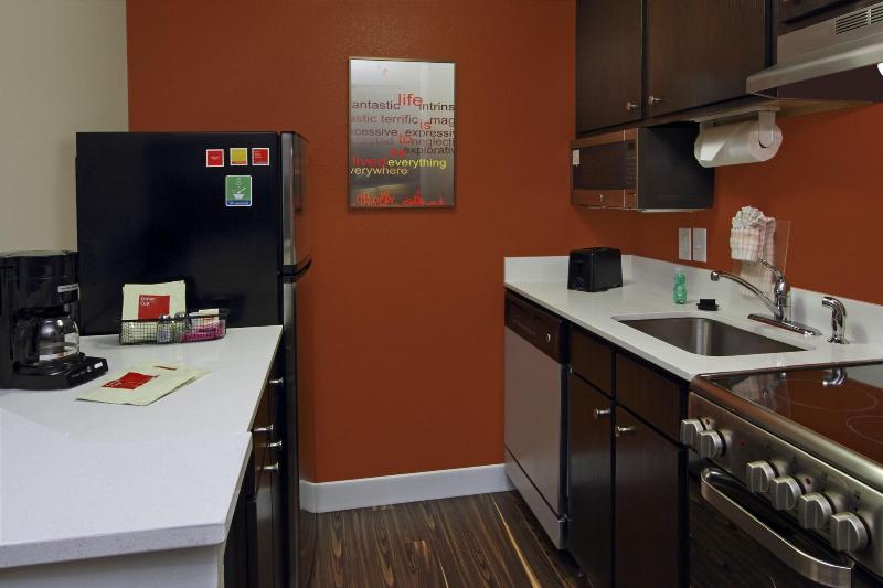TownePlace Suites Fort Worth Southwest/TCU Area image